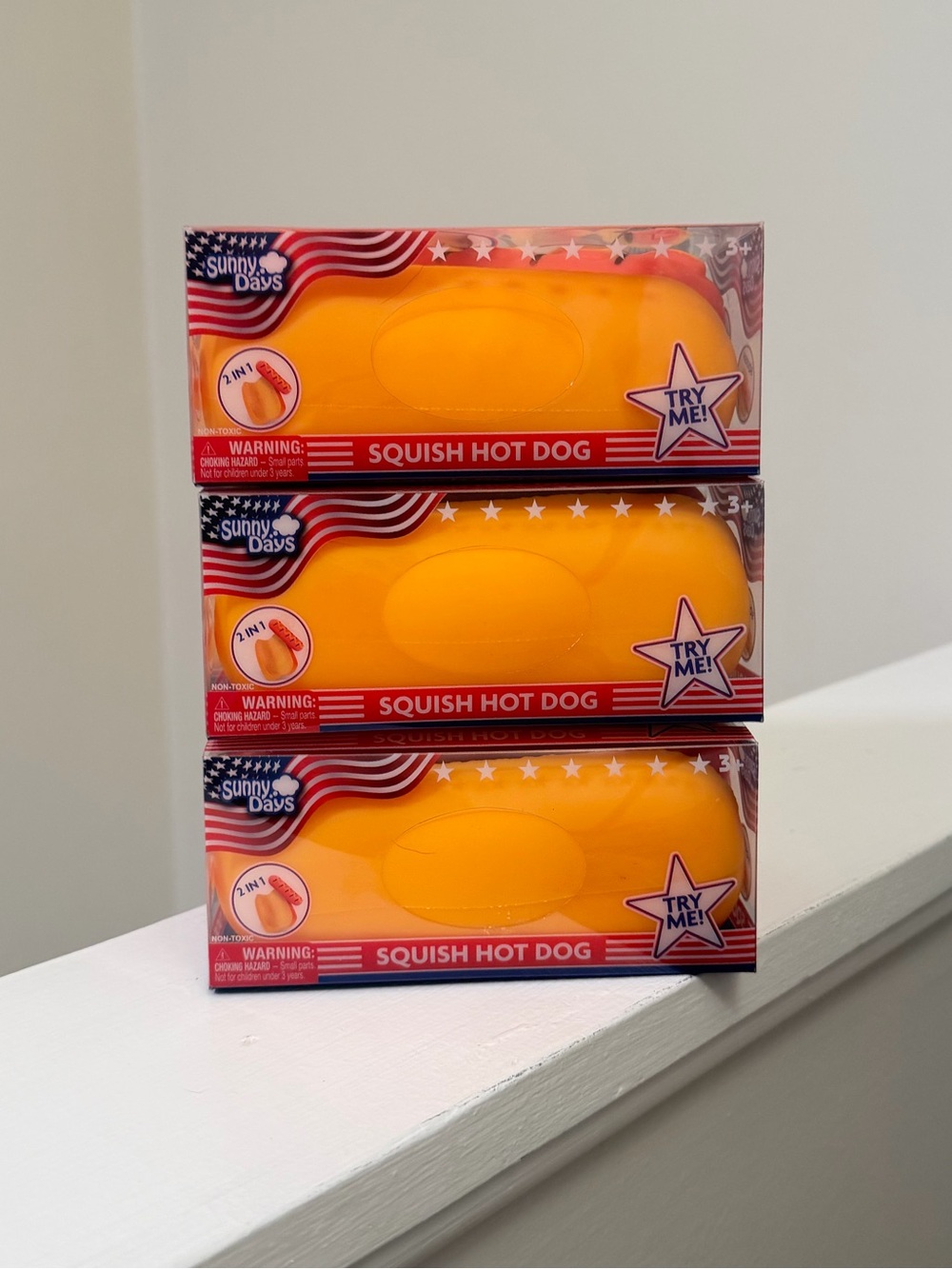 Sunny Days Squishy Hot Dog – All American Limited Edition (1PC)